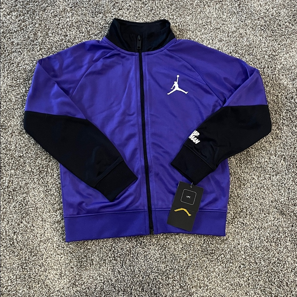 NEW! PURPLE & BLACK JORDAN 2-PIECE ZIP-UP & SWEATPANTS SET. SIZE 6. BOYS. - Picture 5 of 11